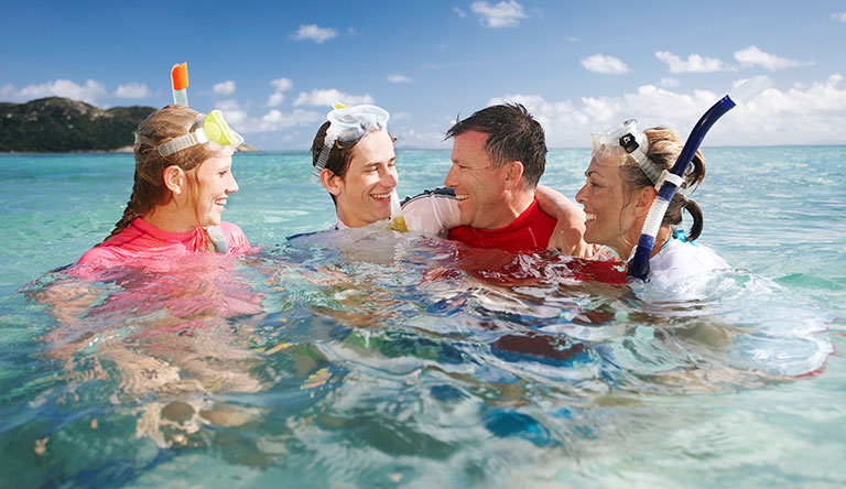 experience-snorkeling-in-sydney-australia