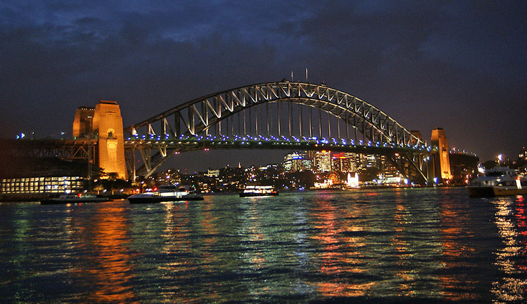 sydney-harbour-bridge-sydney-australia