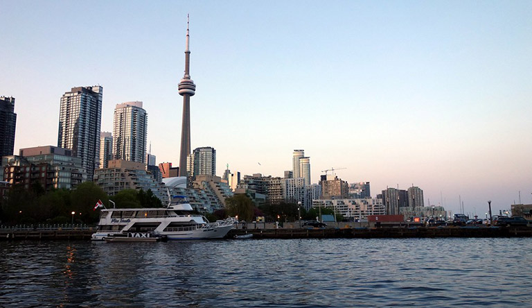 toronto-harbour-canada