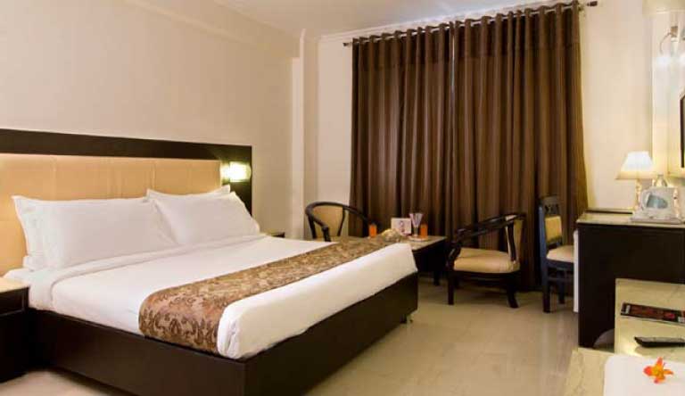 Hotel-Pushp-Villa-Executive-Room