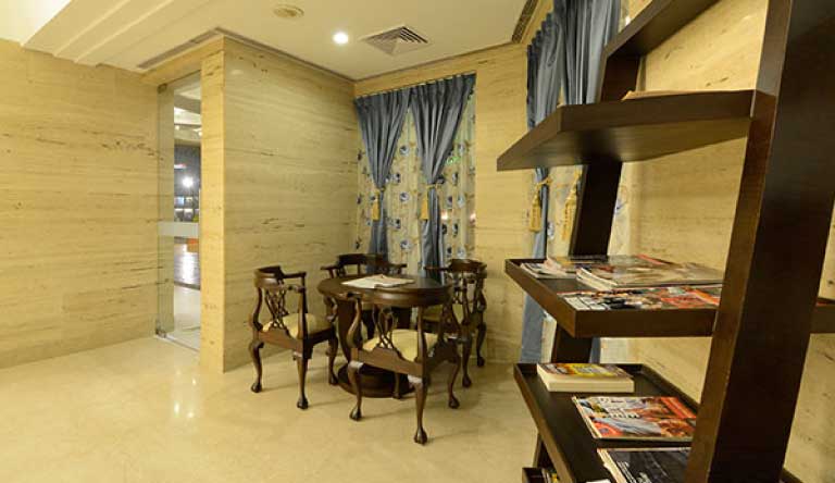 Howard-Plaza-The-Fern-Agra-