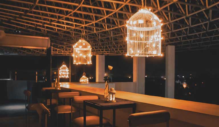 Howard-Plaza-The-Fern-Agra-Dining