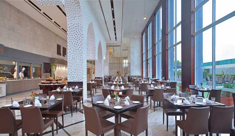 Radisson-Hotel-Agra-Restaurant