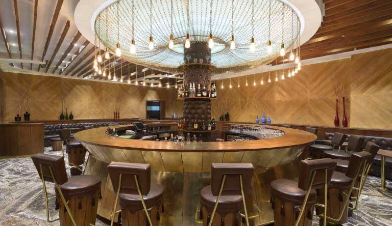 Ramada-Plaza-by-Wyndham-Bar-Lounge