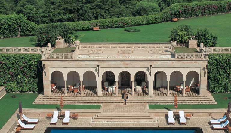 The-Oberoi-Amarvilas-Agra-Exterior3