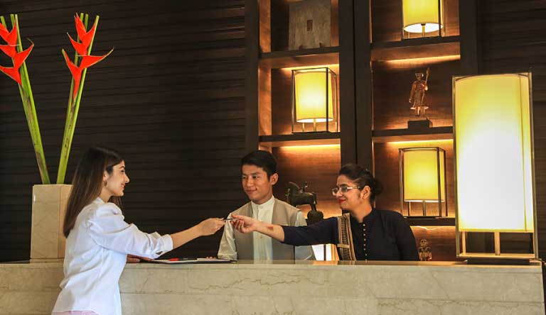 Trident-Agra-Reception1