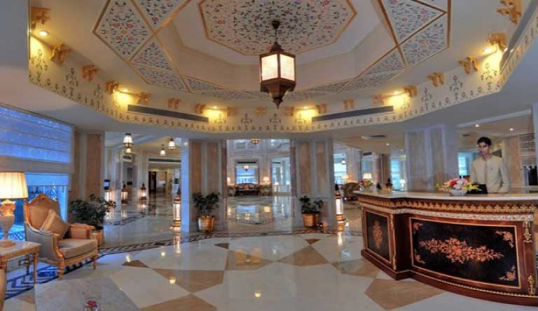 Wyndham-Grand-Agra-Lobby