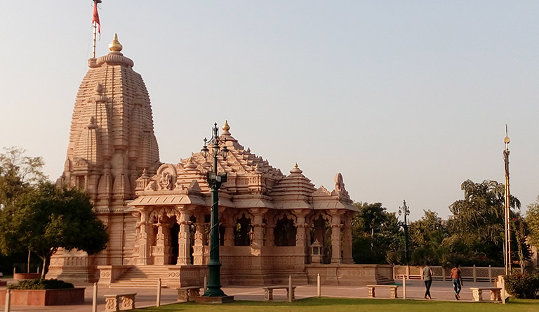 mahadev-temple-ahmedabad-gujarat-india