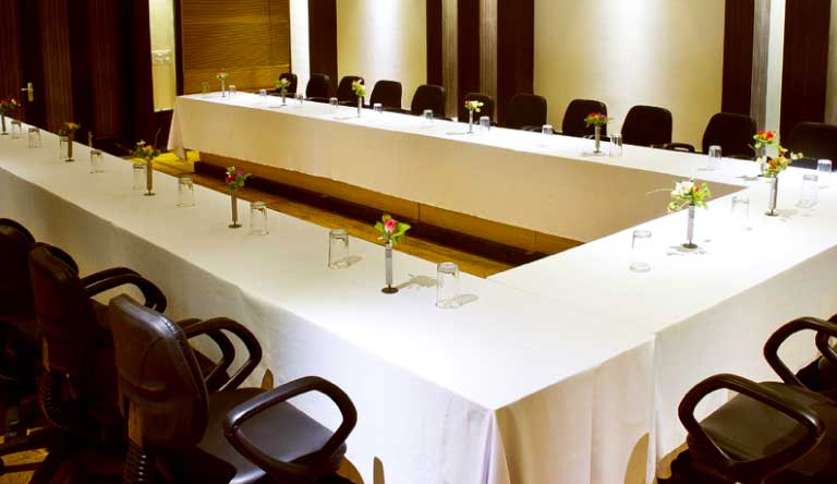 The-Tal-Paradise-Meeting-Room
