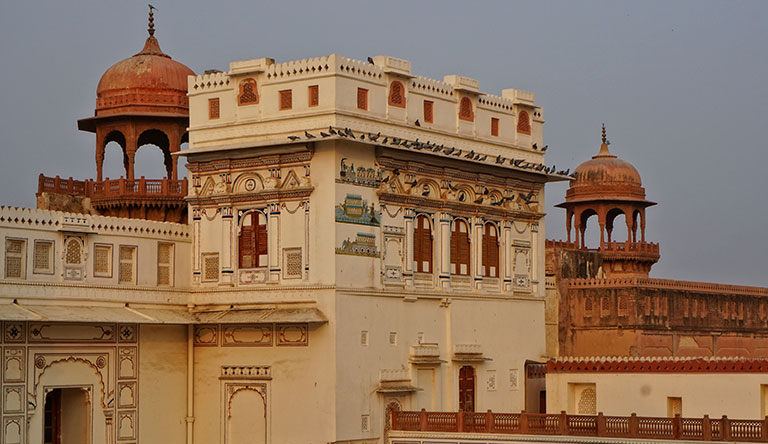 bikaner-palace-rajasthan-india