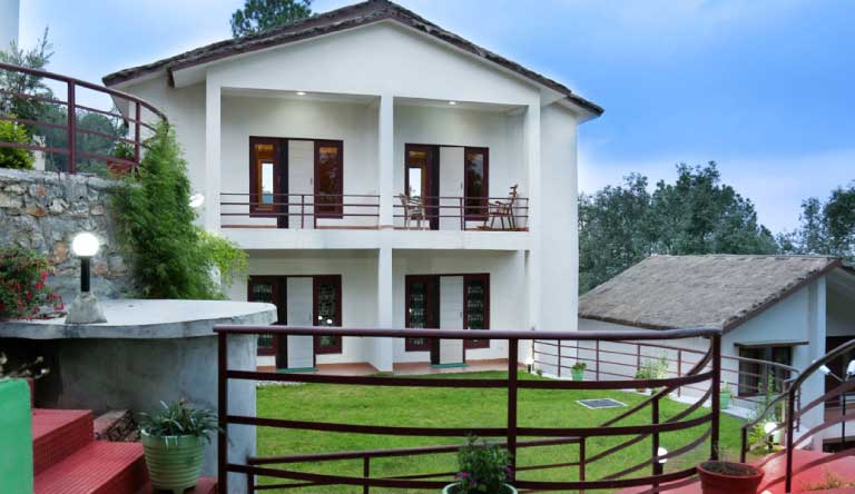 Binsar-Eco-Resort-Exterior