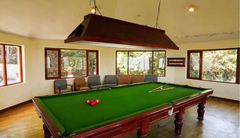 Classic-Hill-Top-Resort-Chamba-PoolTable