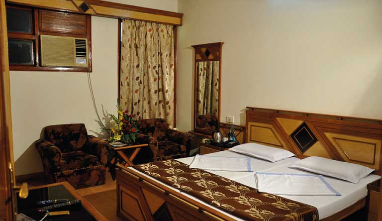 Hotel-City-Heart-Chamba-Deluxe