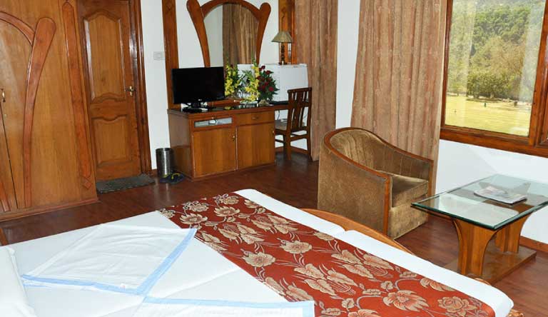 Hotel-City-Heart-Chamba-Honeymoon-Suite1