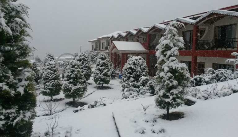 Ojaswi-Resort-Chaukori-Exterior-Snow-Winter1
