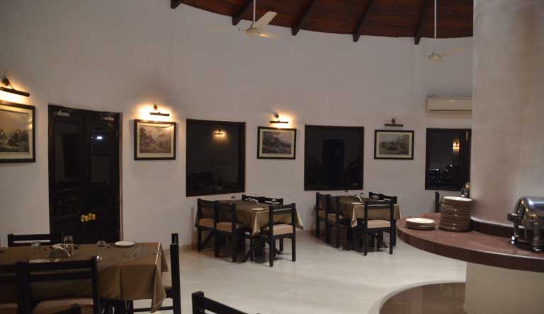 Corbett-Ramganga-Resort-Restaurant