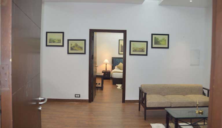 Corbett-Ramganga-Resort-Suite-Entry
