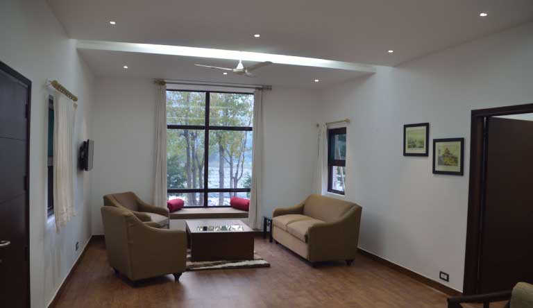 Corbett-Ramganga-Resort-Suite-Living-Room