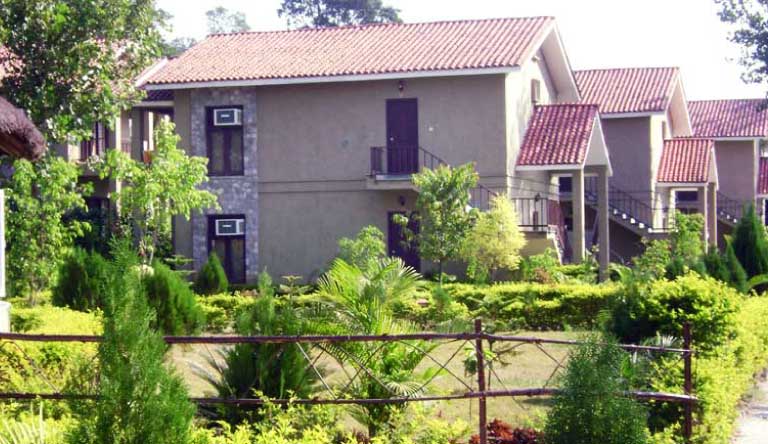 Corbett-Tiger-Den-Resort-Exterior2