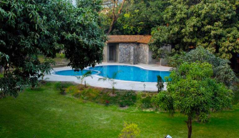 Wild-Exotica-Corbett-Pool1