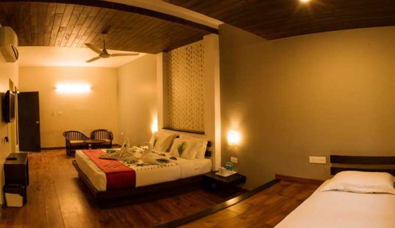 Wild-Exotica-Corbett-Room1