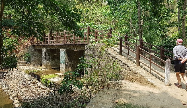 lovely-corbett-falls