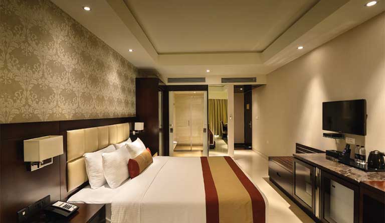 Acacia-Hotel-Deluxe-Room.jpg