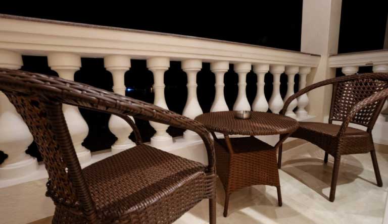 Amara-Grand-Baga-Room-Balcony