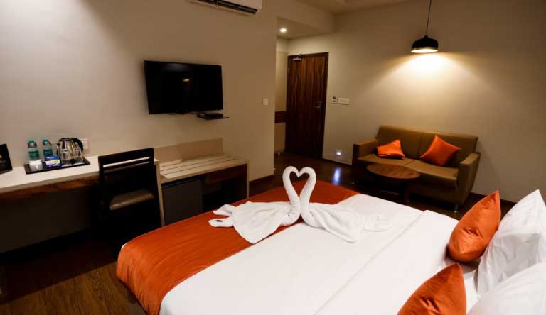 Amara-Grand-Baga-Room