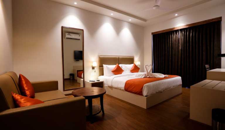 Amara-Grand-Baga-Room1