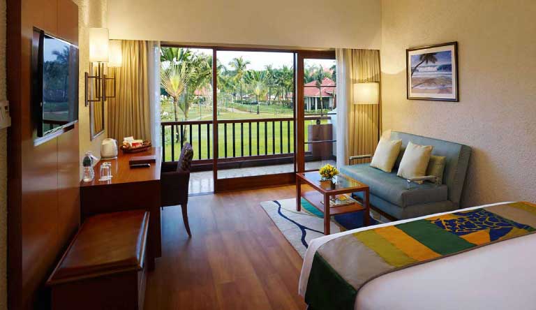 Caravela-Beach-Resort-Garden-View