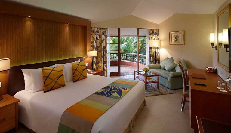 Caravela-Beach-Resort-Pool-View