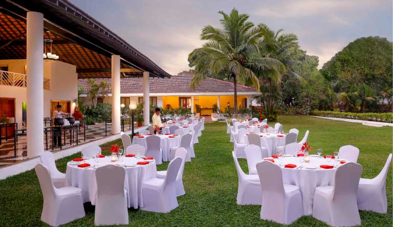 Dona-Sylvia-Beach-Resort-Goa-Restaurant3