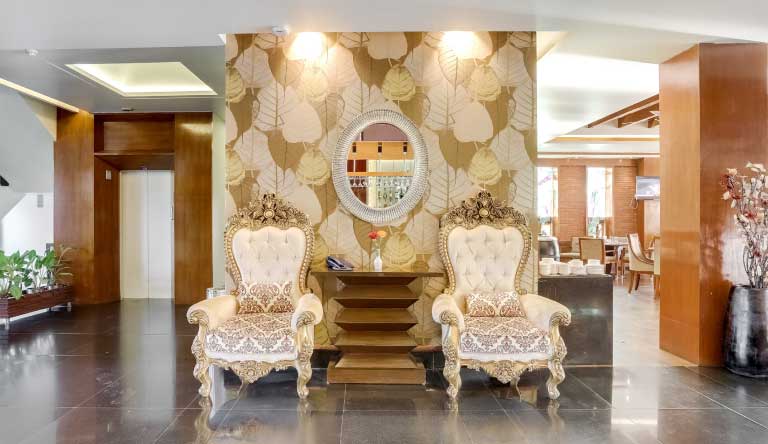 Godwin-Hotel-Goa-Lobby