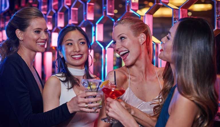 Hard-Rock-Hotel_Lifestyle_Bar_Lounge