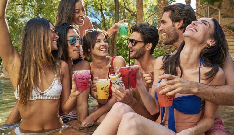 Hard-Rock-Hotel_Lifestyle_Beach