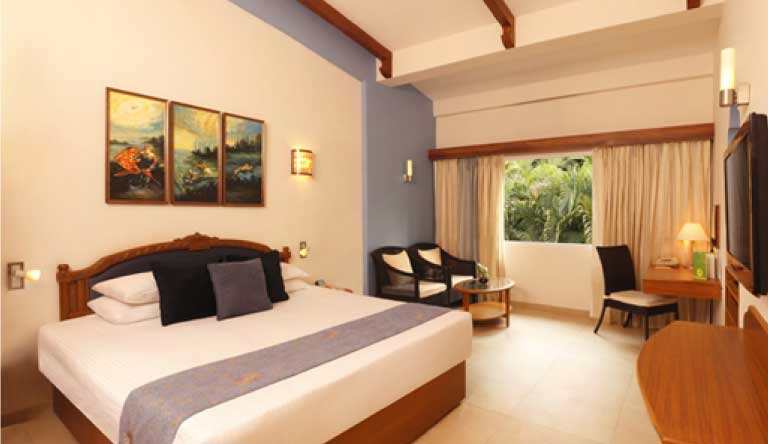Lemon-Tree-Amarante-Beach-Resort-Goa-EXECUTIVE-ROOM