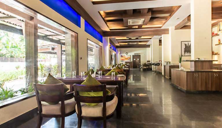 Nagoa-Grande-Dinning