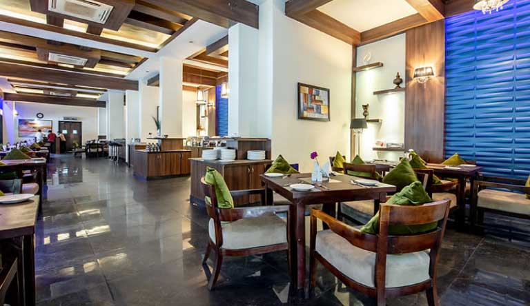 Nagoa-Grande-Dinning2