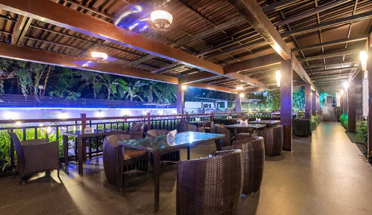 Nagoa-Grande-Dinning5