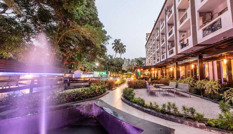 Nagoa-Grande-Exterior1