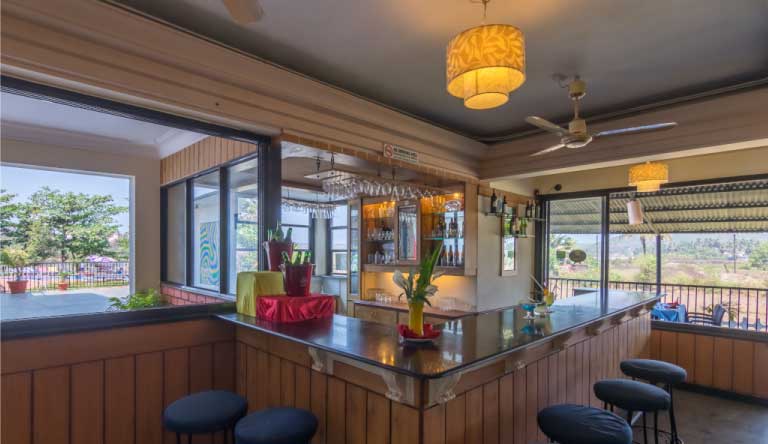 Palmarinha-Resort-and-Suites-Restaurant3