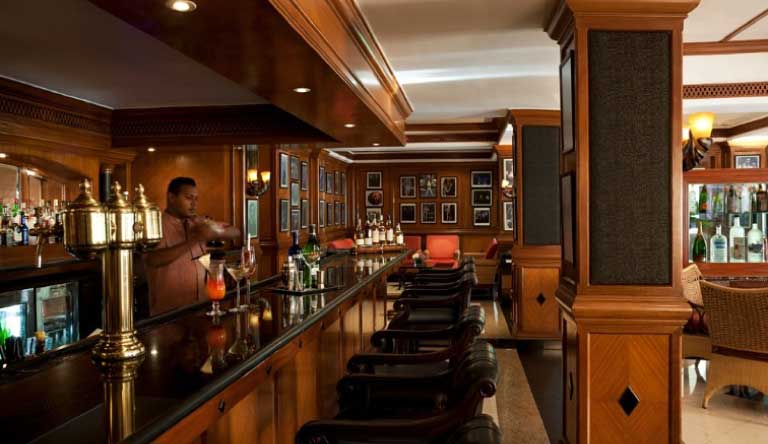 Taj-Exotica-Resort-and-Spa-Bar