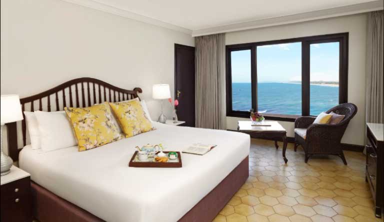 Taj-Fort-Aguada-Premium-Suite-Luxury-Bedroom-Sea-View