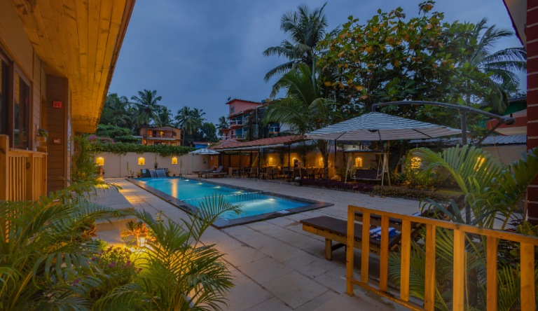 TreeHouse-mars-beach-cottages-cafe