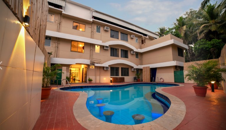 TreeHouse-stamp-pool