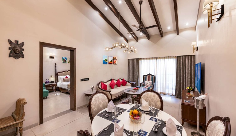 golden-tulip-grand-view-resort-candolim-suite