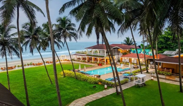 la-cabana-beach-&-spa-exterior-2
