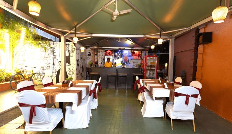 neelams-the-grand-bar