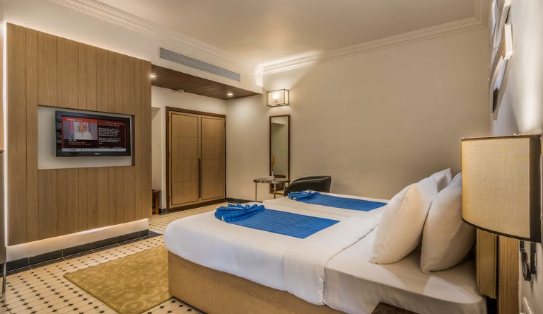 radisson-hotel-goa-candolim-superior-room